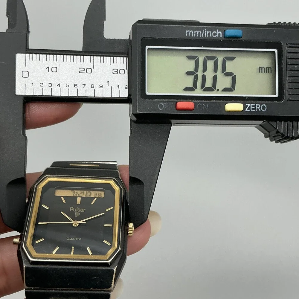 Vintage Pulsar V031-5000 Mens Watch 31mm Black Gold Tone Ana Digi New Battery 6